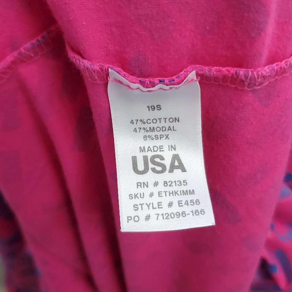 Fresh Produce Mosiac Ruffle Cuff Top In Raspberry Size 2X - Picture 5 of 8